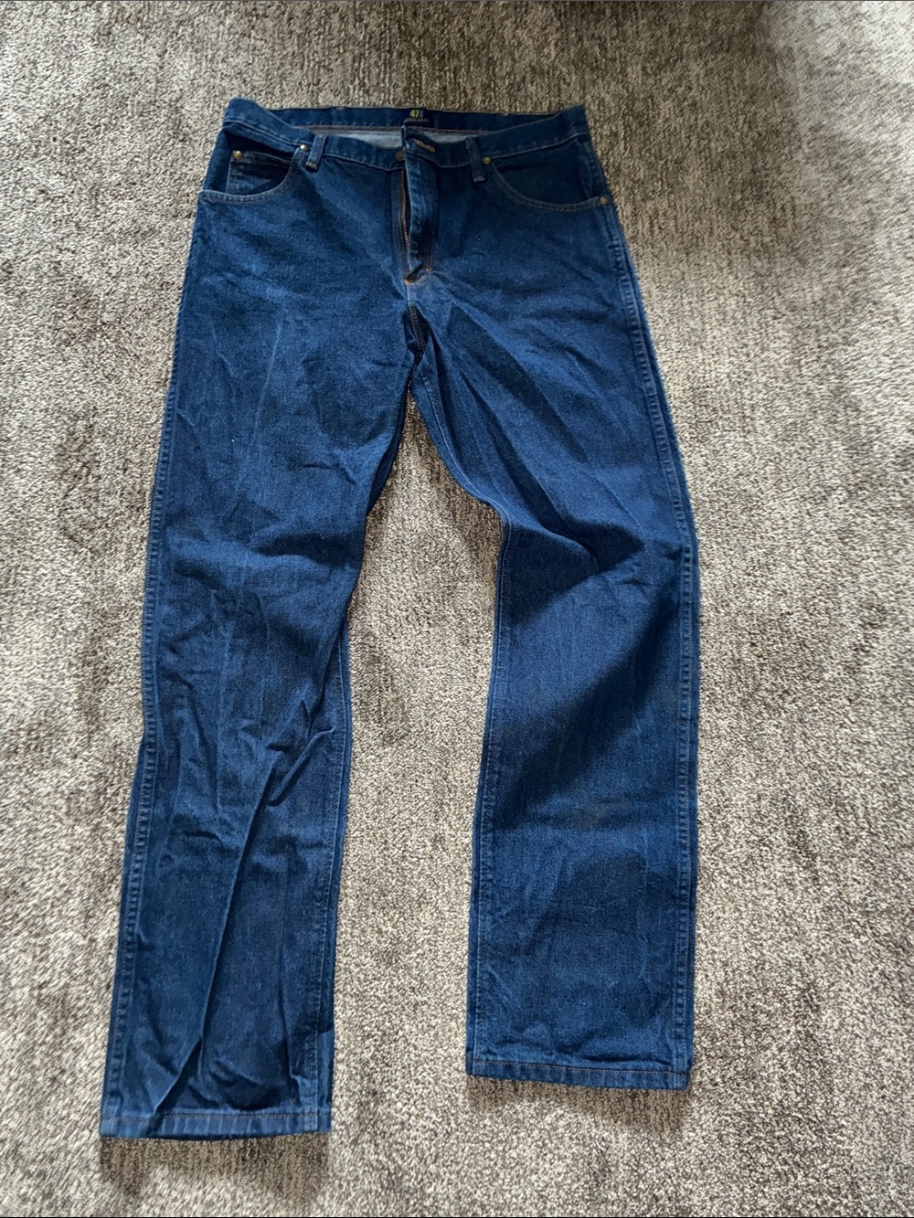 Wrangler Men's Straight Jeans in Deep Blue Denim 35x32